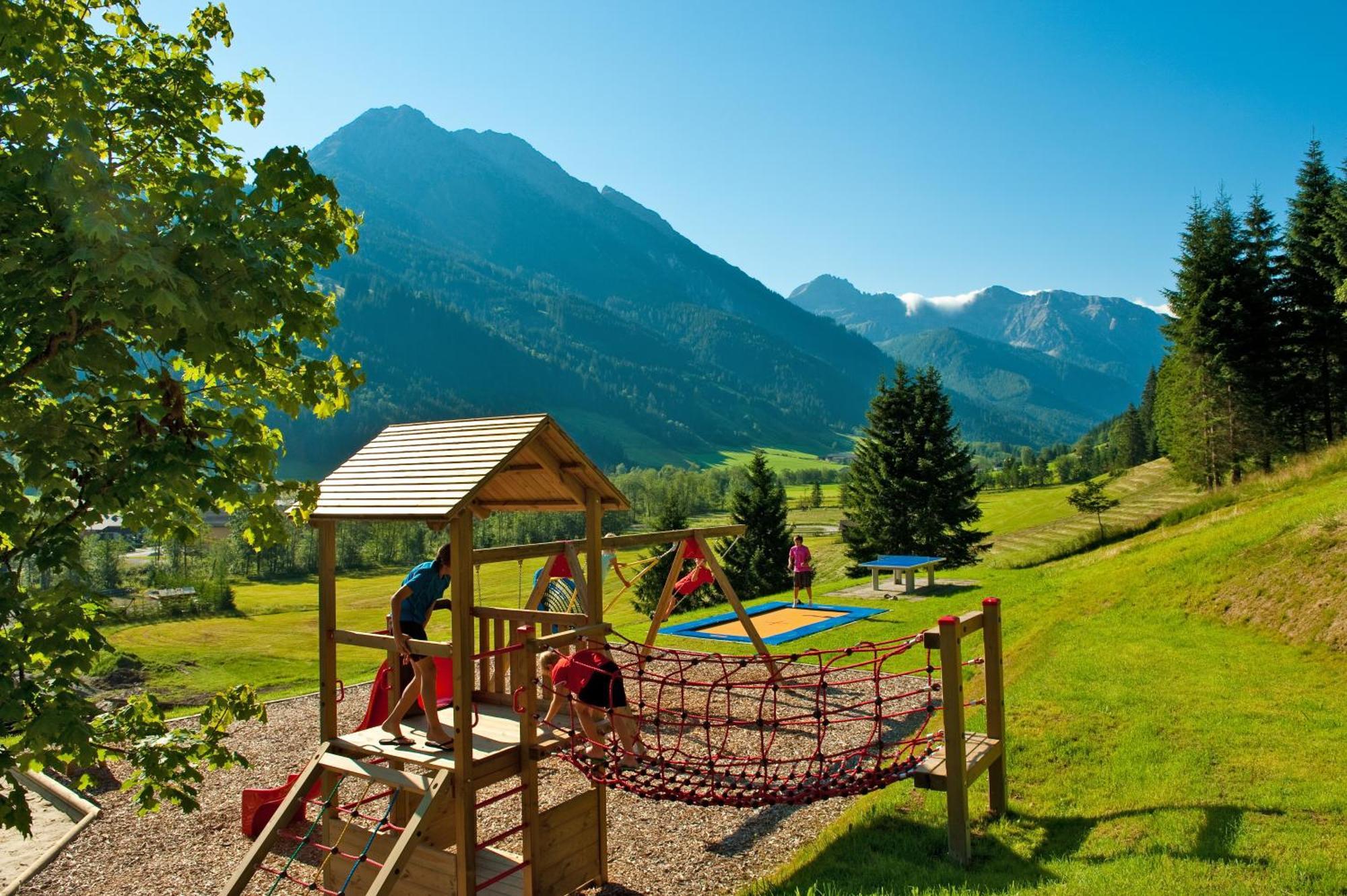 Familien- Und Wellnesshotel Hanneshof Kleinarl Exteriér fotografie