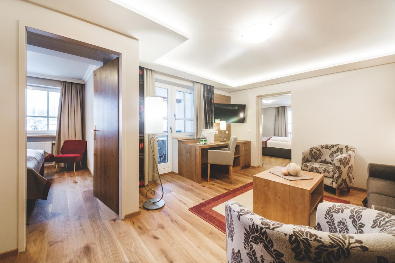 Familien- Und Wellnesshotel Hanneshof Kleinarl Exteriér fotografie